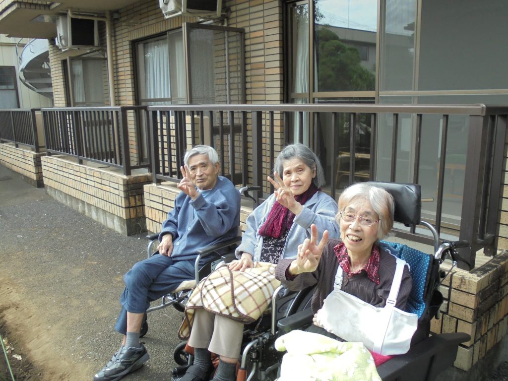 苗植えの様子２