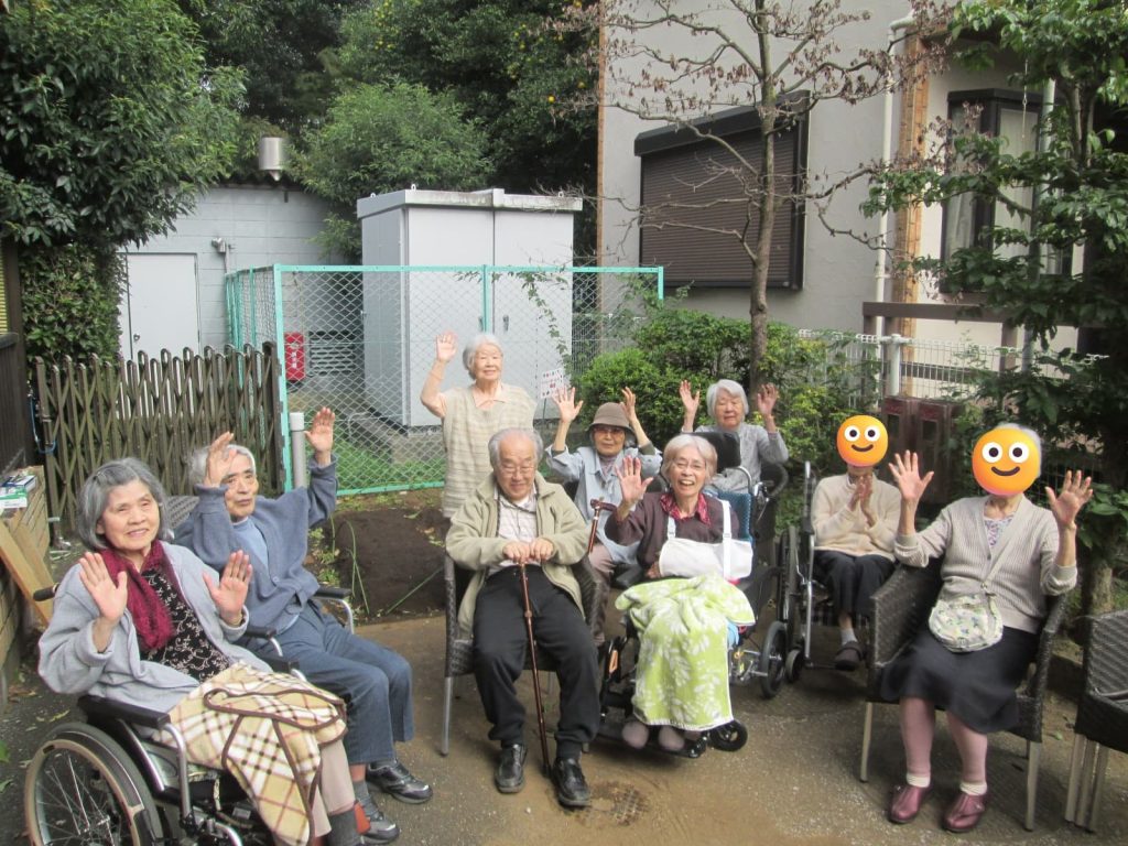 苗植えの様子１