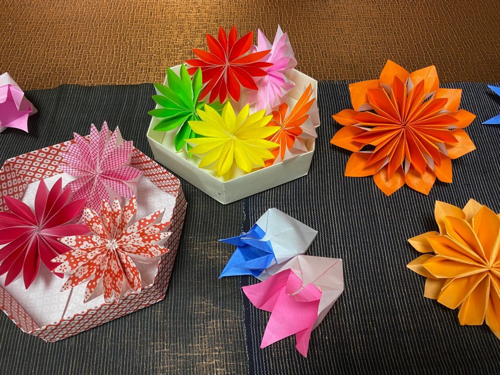 折り紙サークル作品２
