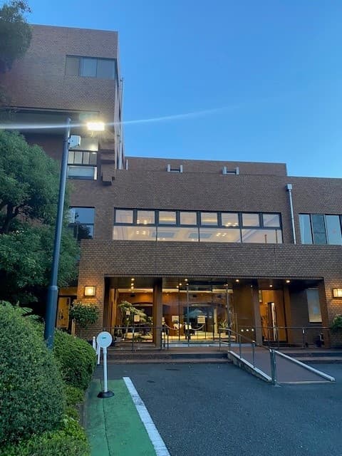 夕暮れのマンション1