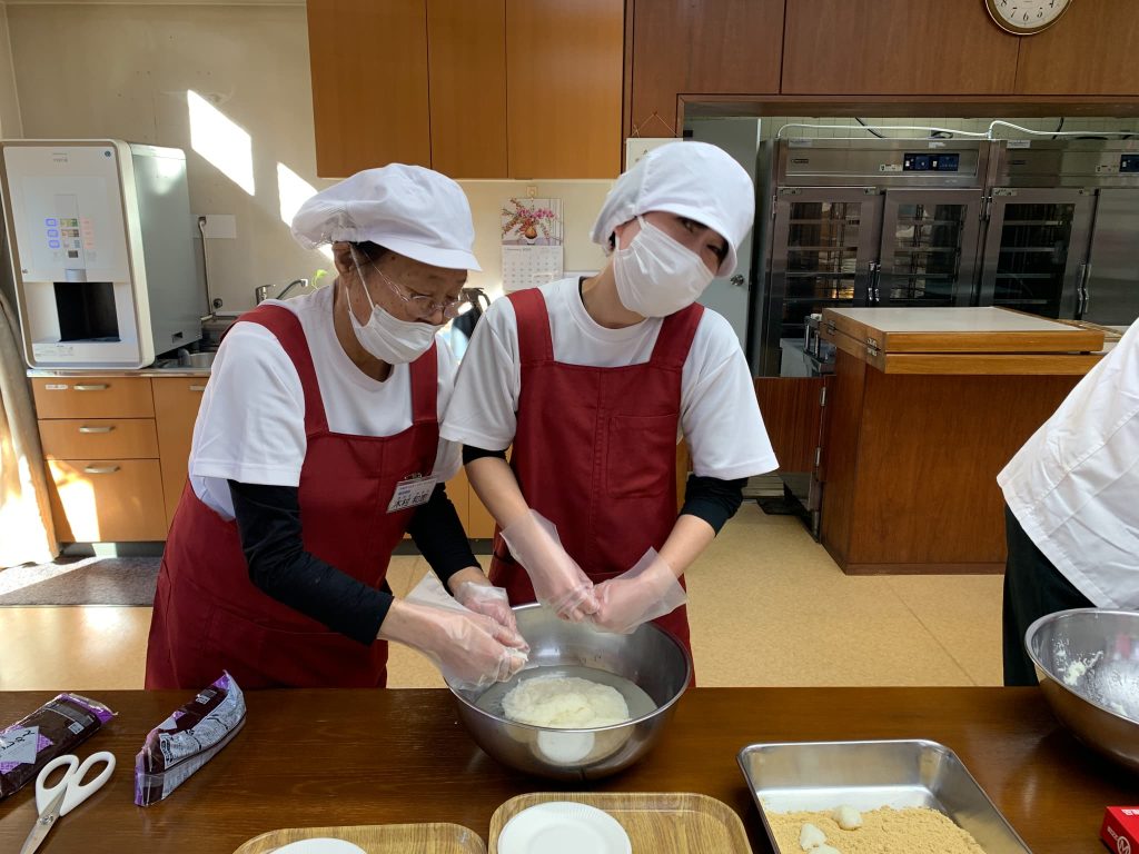 餅つき大会の様子２