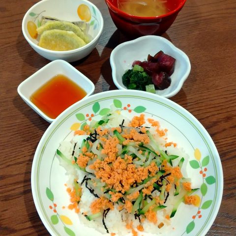 鮭チラシ