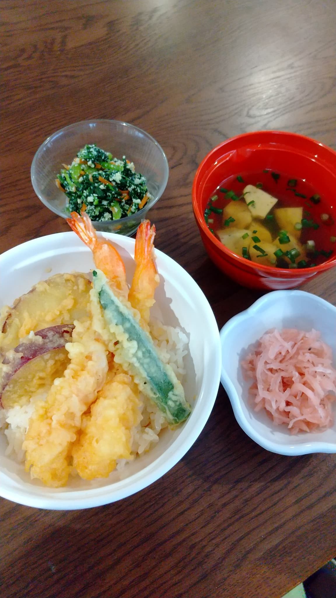 本日の昼食～天丼～
