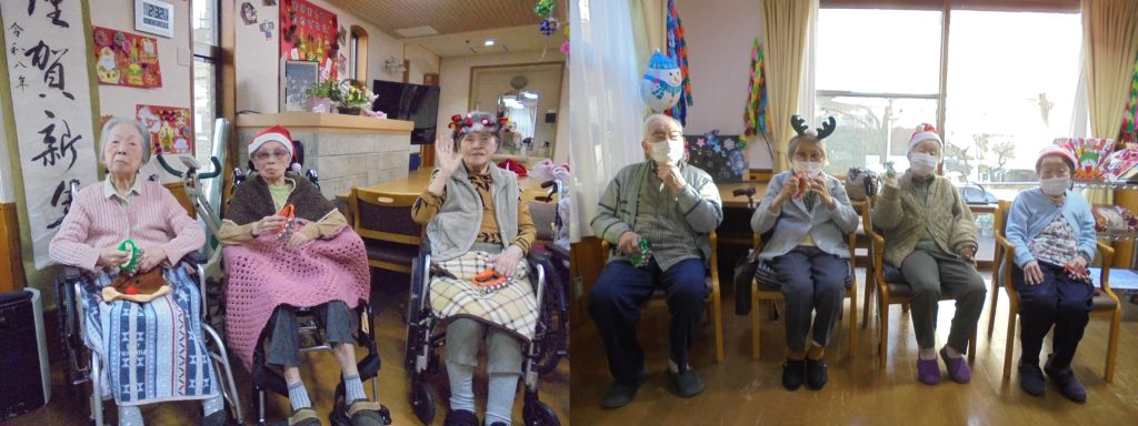 クリスマス会での入居者様1