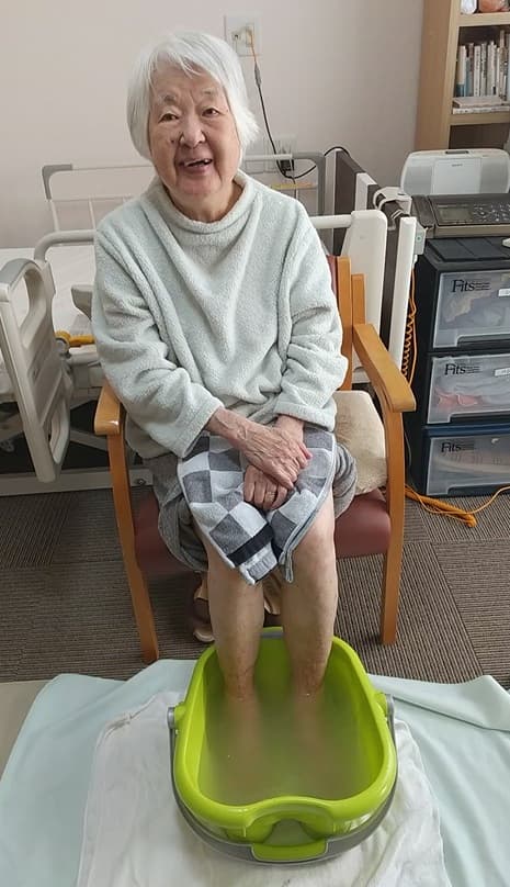 フットマッサージ２