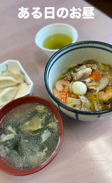 中華丼🐖🦐🦑